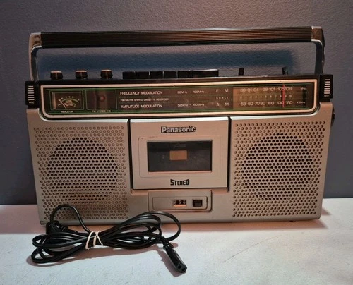 1970s Boombox Ghetto Blaster PANASONIC RQ-4040 Cassette Radio-Stereo Works *Read