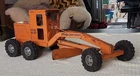 VINTAGE 50’s TONKA No.600 DIESEL ROAD GRADER METAL ORANGE PAINT 17in. Long