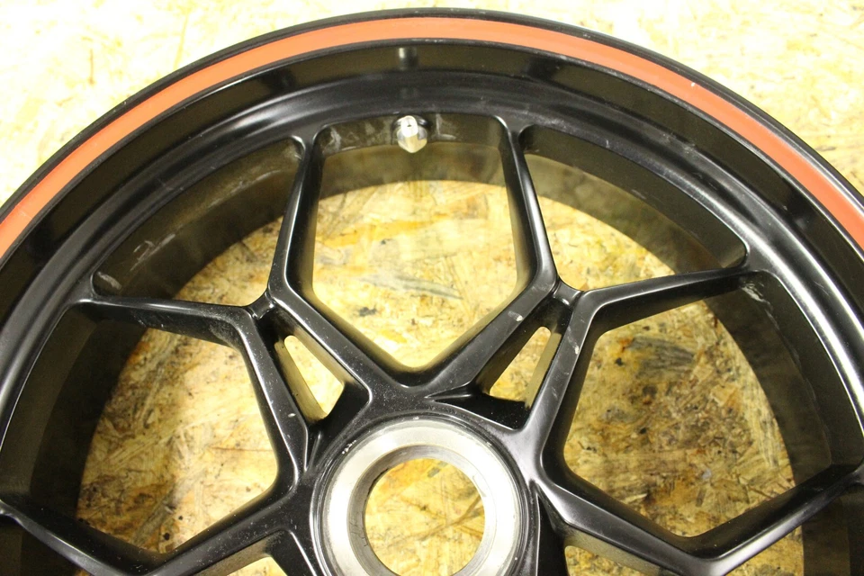 Disco llanta trasera MV Agusta Brutale 675 800 RR 2013 2014 2015 2016 Foto 3 de 4