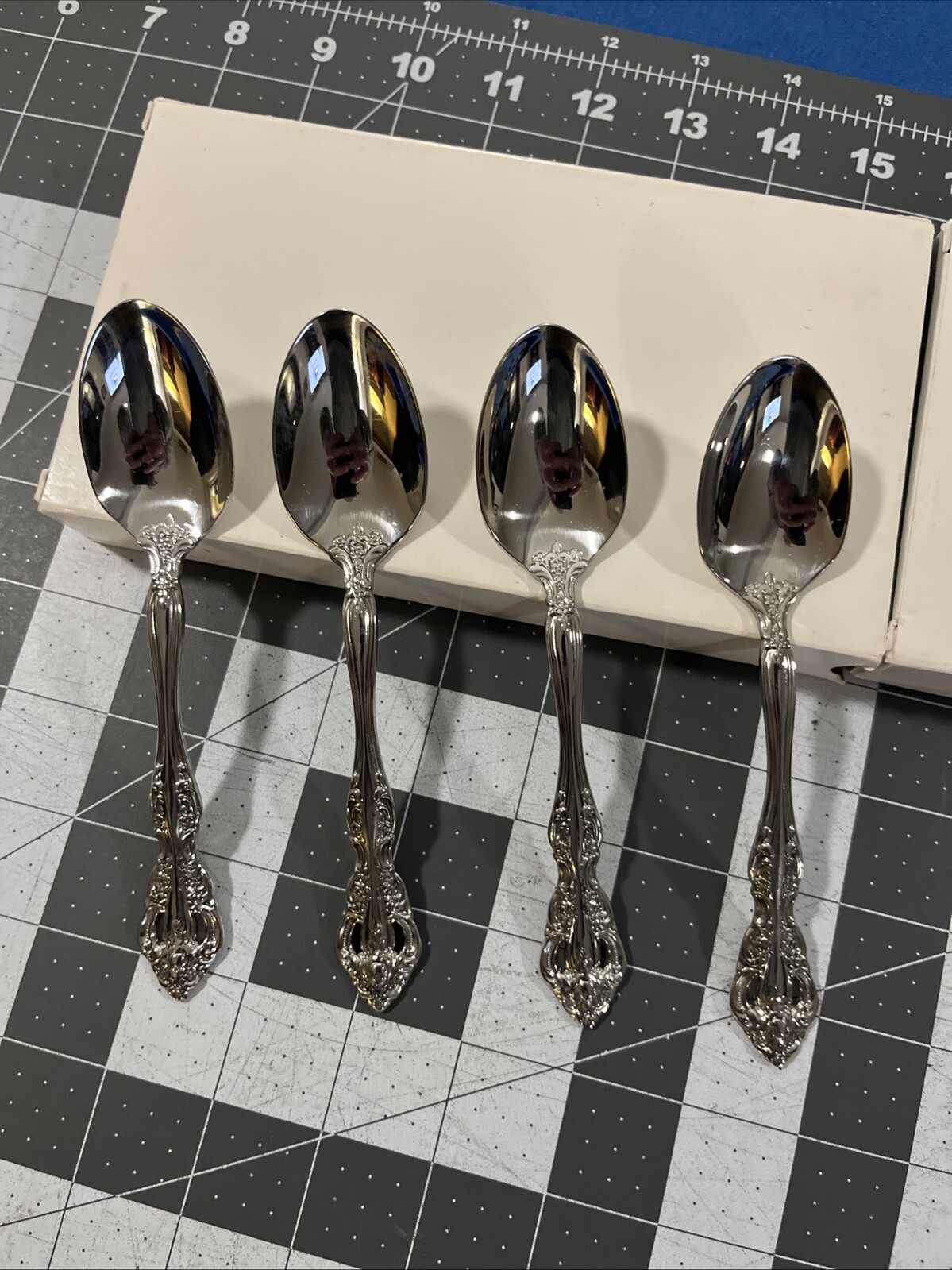 Oneida Cube Mark Michelangelo (4) Teaspoons Stainless Flatware Replacement