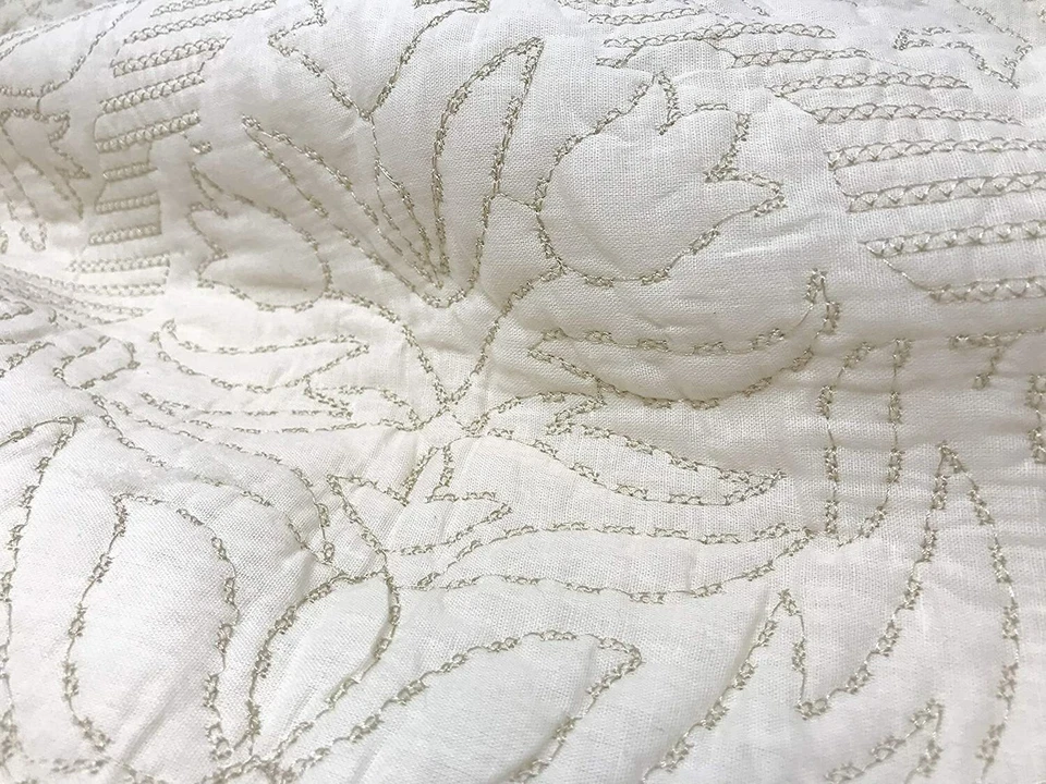 Tahari Damask Medallion Cotton Quilted Textured Duvet Cover Set Ivory King Queen - Image 3 of 4