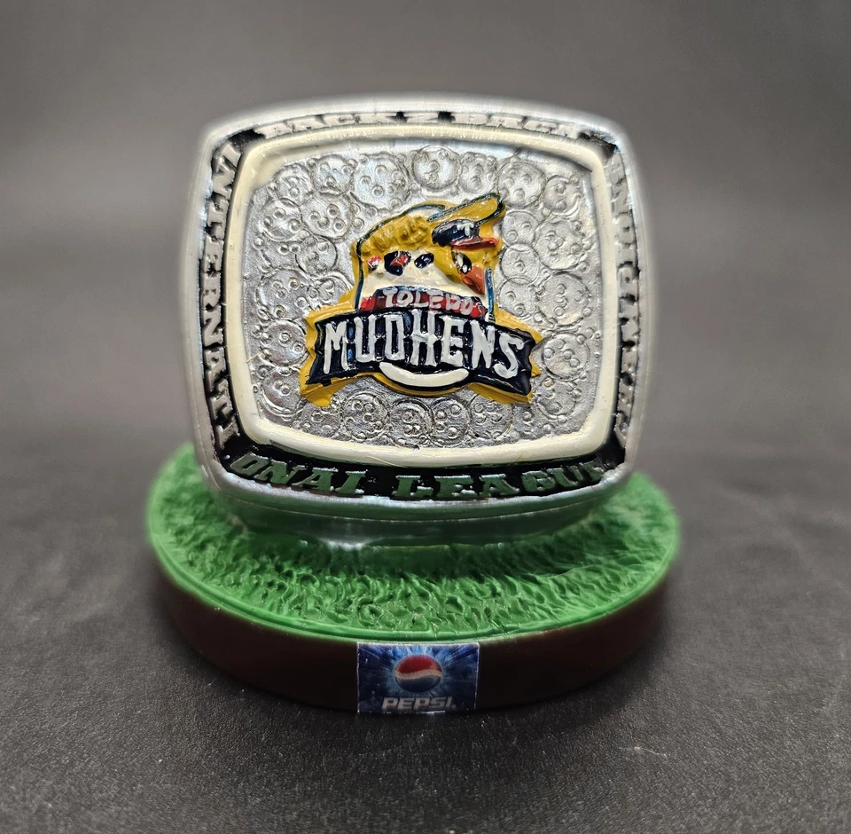 Anillo de campeonato espalda con espalda de béisbol Toledo Mud Hens '05 y '06 Bobble Dobbles Foto 2 de 4