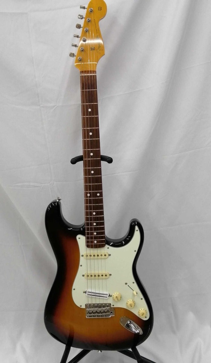 FENDER JAPAN ST62-TX Truss-type Electric Guitar | eBay