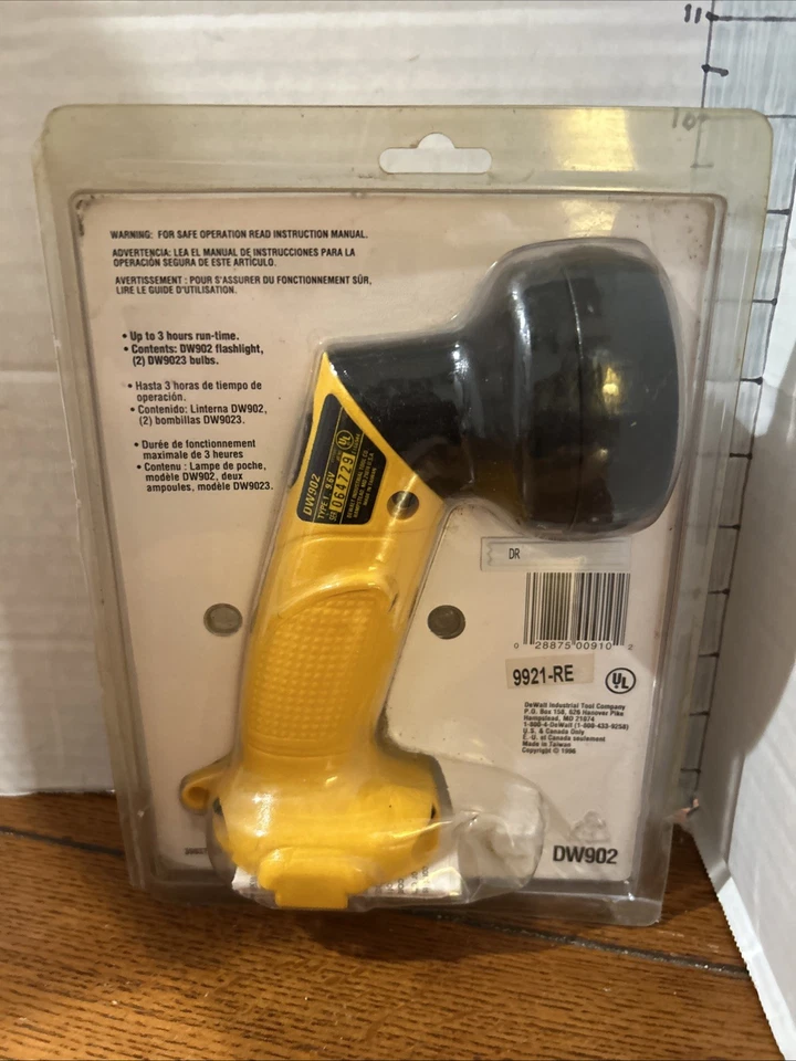 NEW DeWalt DW902 9.6 v Max LED Worklight New In Package - Image 4 of 4