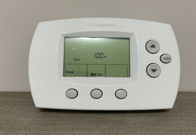 Honeywell TH6110D1005 Focus Pro 6000 Programmable Thermostat White