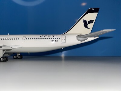 1/200 IranAir A300 航空機モデル (ヘルパ製) s-l400.jpg