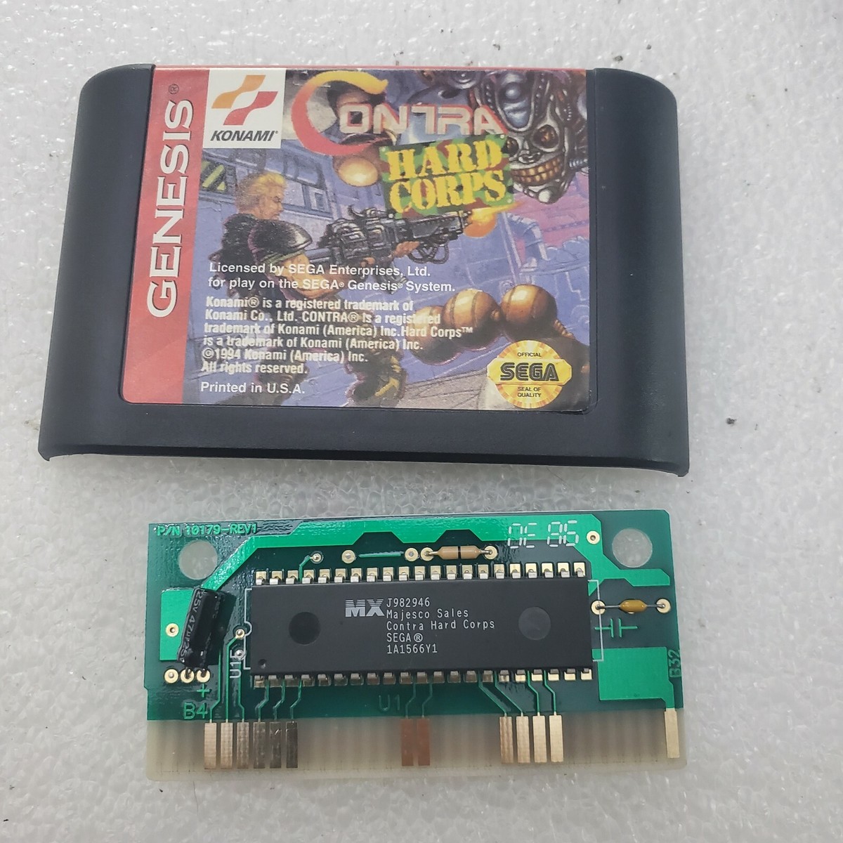 SEGA GENESIS CONTRA HARD CORPS 紙箱版 Contra Hard Corps Sega Genesis Complete in Cardboard Box CIB