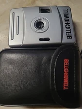 BELL & HOWELL Focus Free 28mm Point & Shoot Film Camera with case