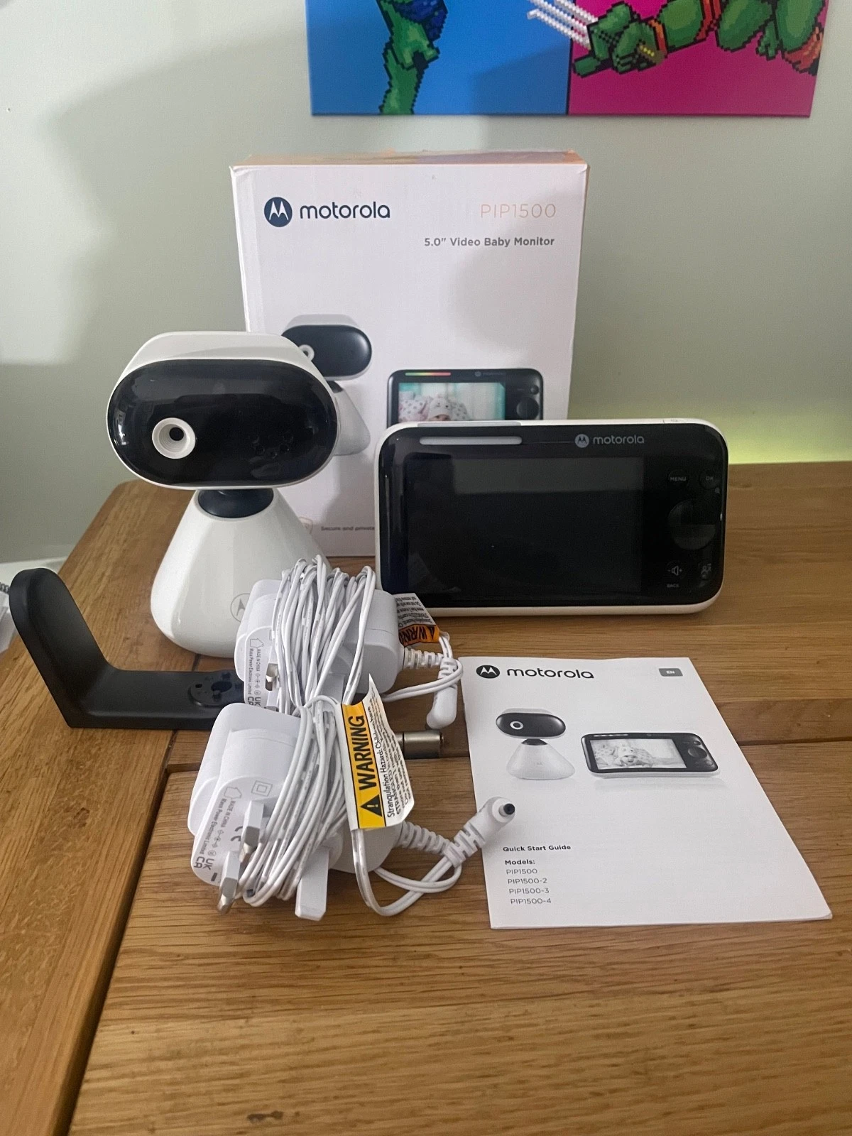 Motorola Nursery PIP1500 Video Baby Monitor With camera and 5 Inch Screen
Opens in a new window or t