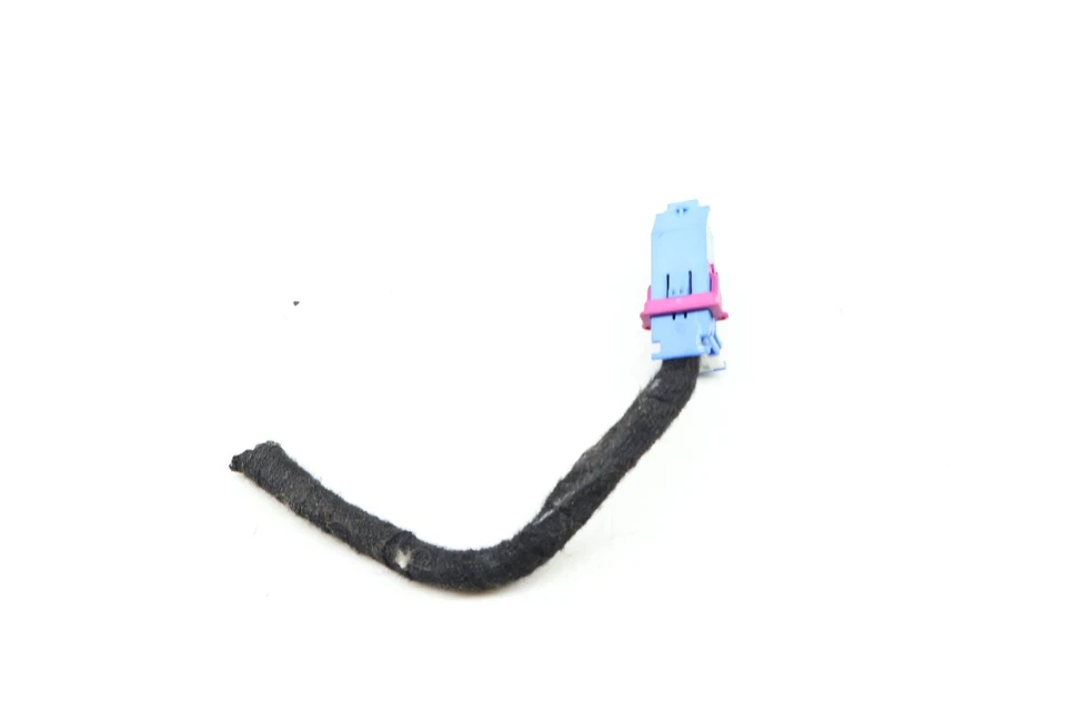 VW PASSAT B8 - Conector de cableado de cuadro de instrumentos / coleta (32 pines) Foto 2 de 3