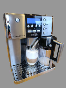 😍 Neuwertige 😍 DeLonghi Prima Donna ESAM 6600 Kaffeevollautomat