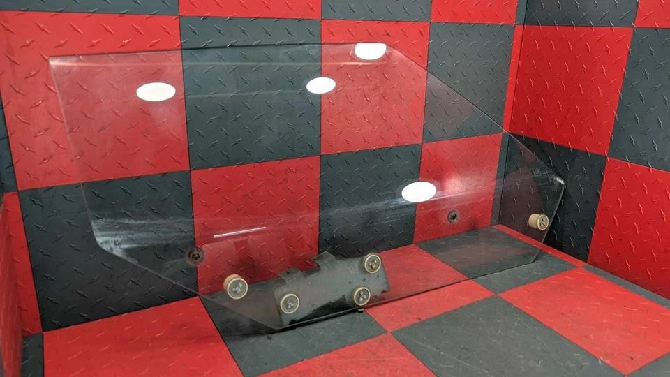 1972 - 1976 年福特 Tornio 2dr 右握乘客门玻璃/窗户 原始设备制造商 漂亮 — 第 2/4 张图片