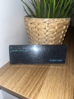 Ruby And Millie Bright Eyes Lidschatten Palette Discontinued Make Up Blau Grün 