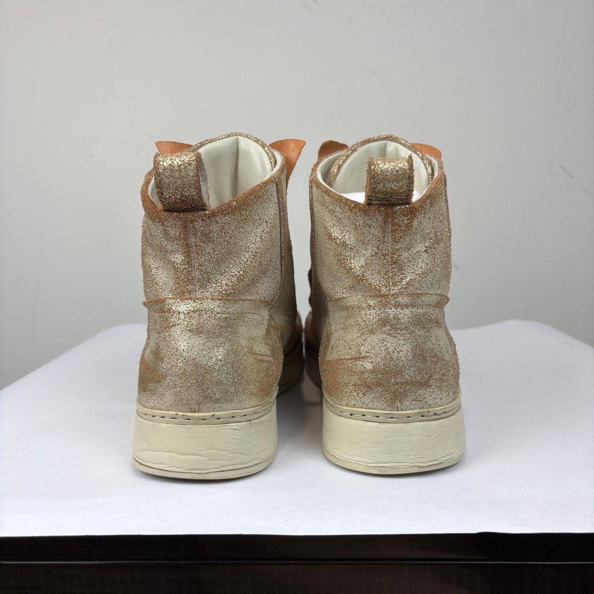 Rare John Varvatos 315 Deek Gold Sneaker Shoes Men\'s 11.5 Rare John Varvatos 315 Deek Gold Sneaker Shoes Men main image 2