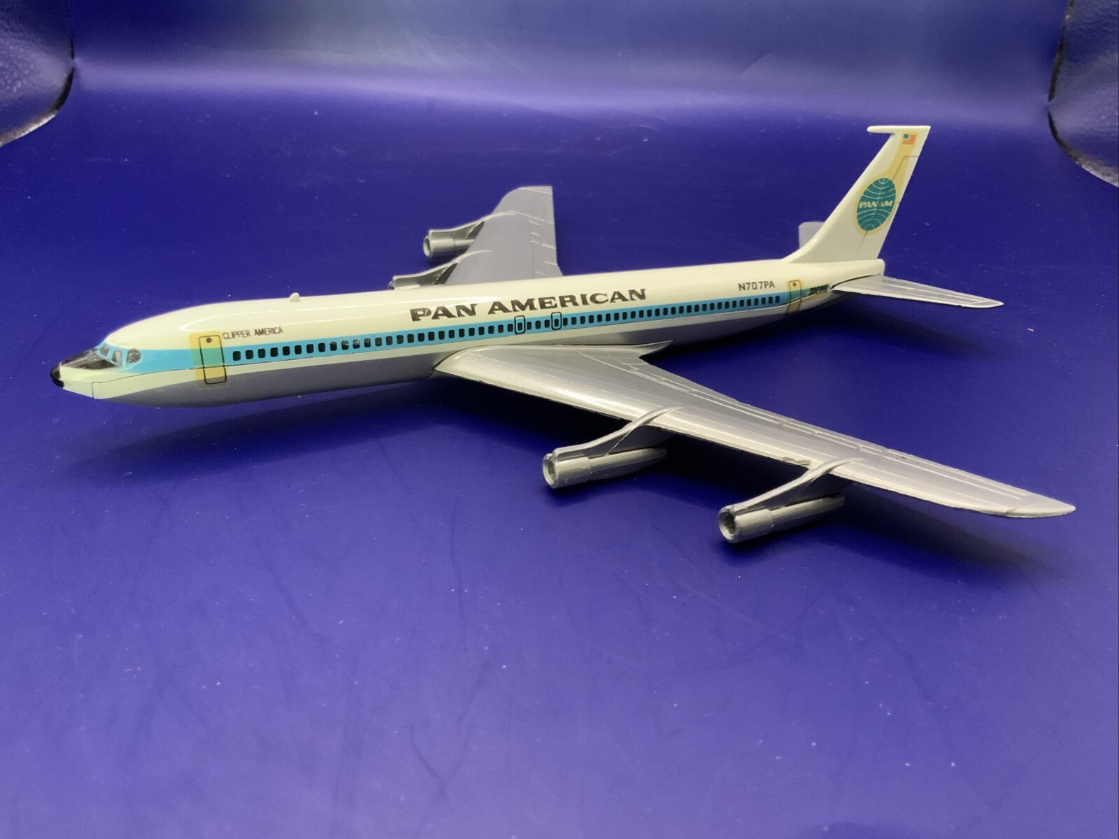 Boeing 707-121 PAN AM 1:200モデル Boeing 707-121 PAN AM 1:200モデル Boeing 707-121 PAN AM 1:200