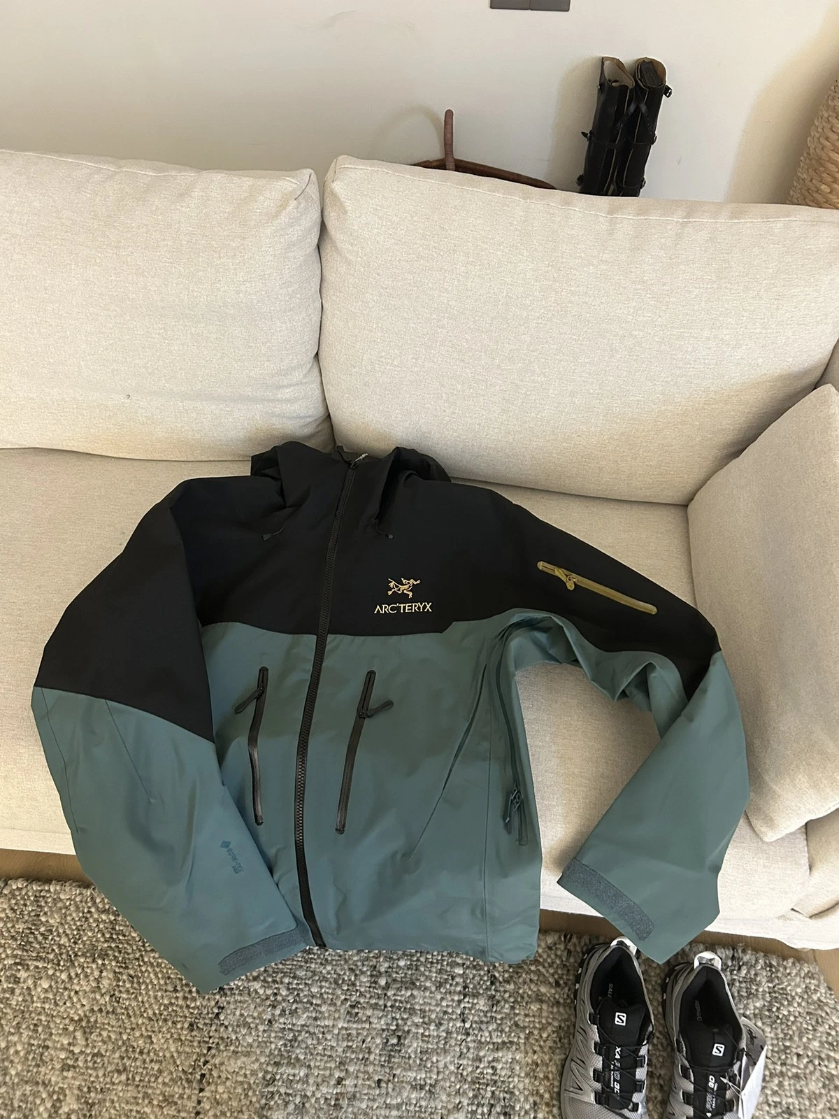 Giacca Arc'teryx BetaSV Nero Oro Verde Uomo Popolare Nuova****$