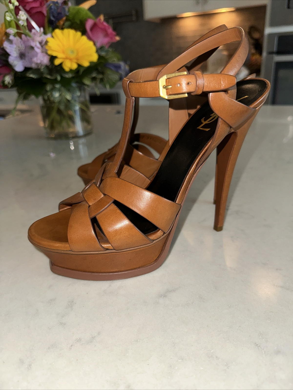 SAINT LAURENT YSL Tacchi plateau