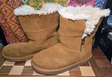 Koolaburra By Ugg Kids Size 2 Tan Suede with White Lining Side Zip Boots