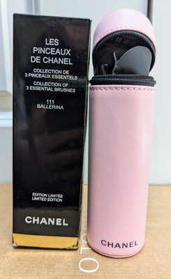 Chanel Les Pinceaux de Chanel Makeup Brush Set in 111 Ballerina Pink 