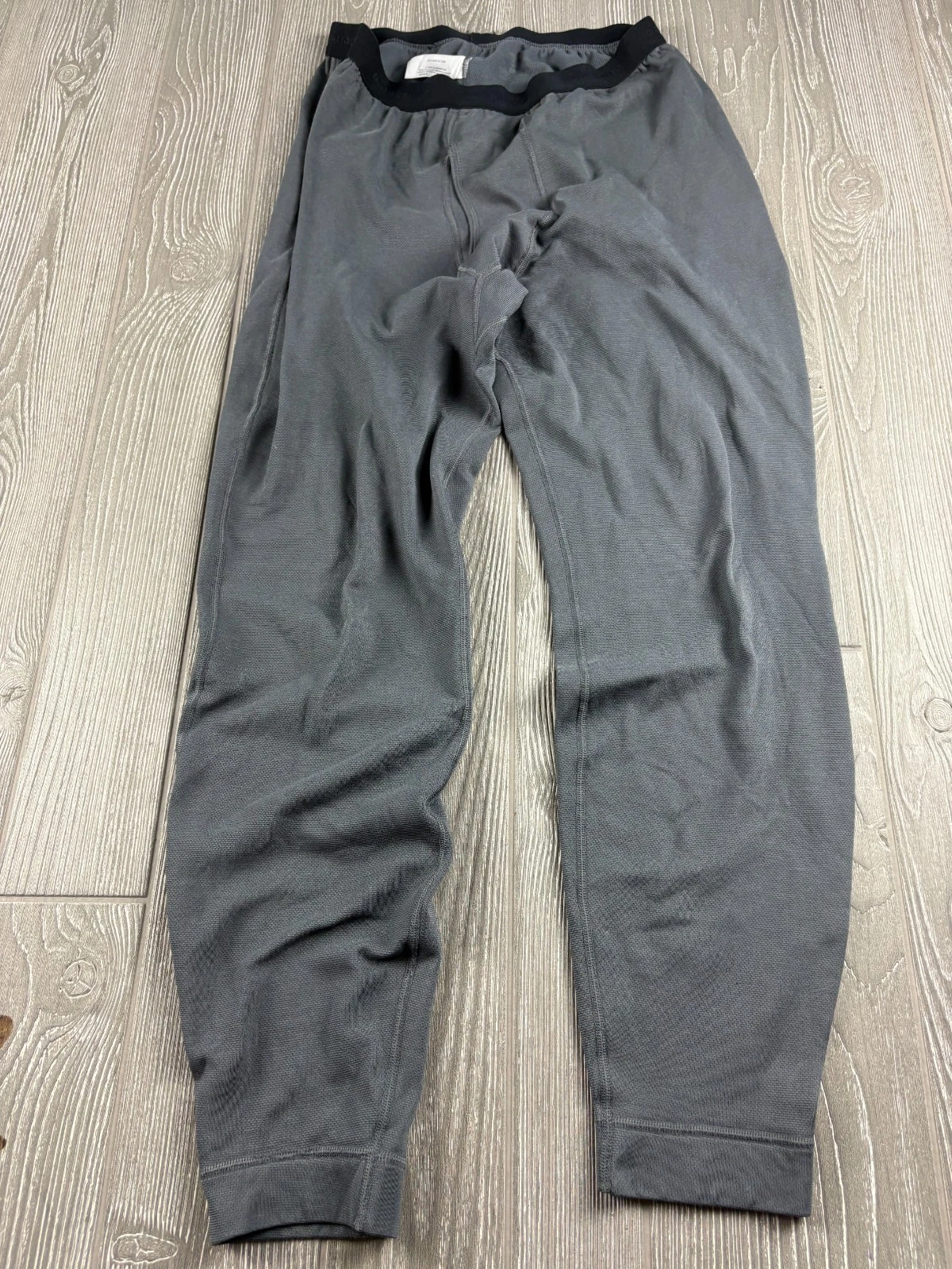 Patagonia Mens XL Grey Base Layer Thermal Pants Inseam 29 Fleece
Opens in a new window or tab