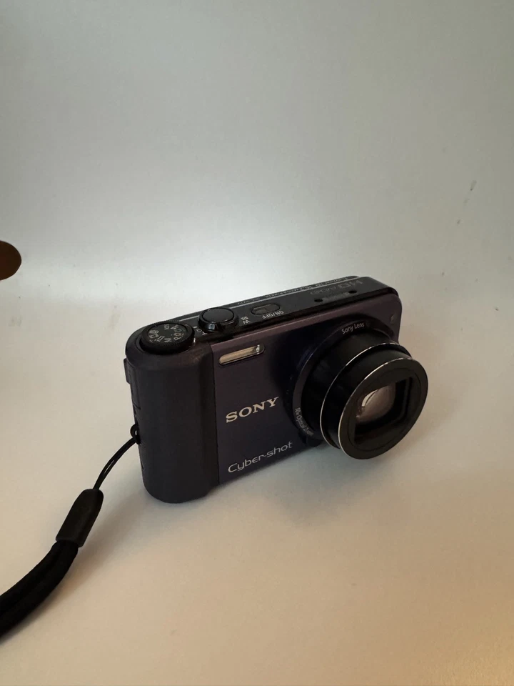 Sony Cybershot DSC-HX7V GPS lila Guter Zustand digital vintage kompakt zoom