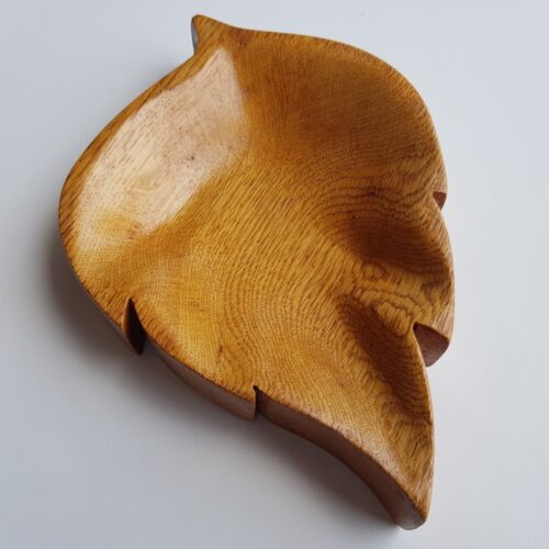 Wooden Leaf Trinket Dish decorative wood hand carved retro VTG 21cm lacquered - Picture 1 of 20