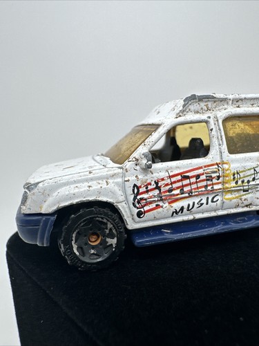 Matchbox Nissan Xterra White SUV w/SB Wheels 2000-3 In …29 - Picture 13 of 23
