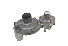 New Enerco F173763 Two-Stage Vertical Propane Regulator Free US Shipping