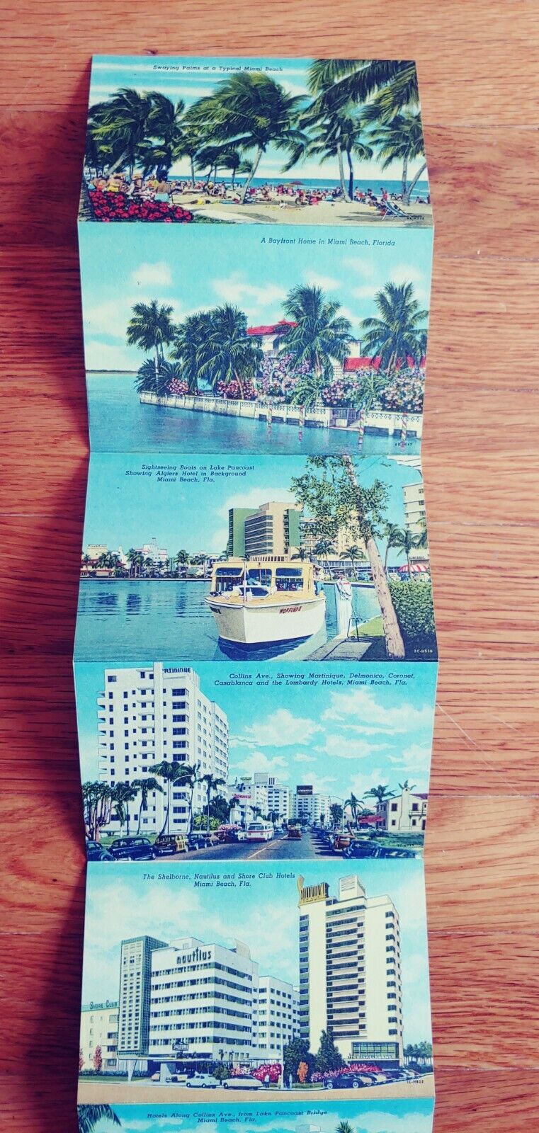 Miami Beach, FL, postcard folder. Linen, c.1940s. 16 images. Florida.