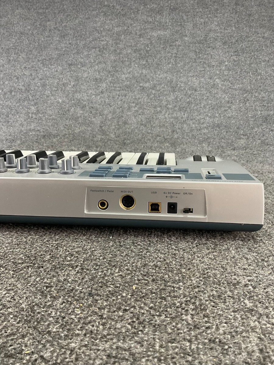 E-MU Xboard 25 MIDIキーボード E-MU XBoard 25 USB MIDI Keyboard Controller, 25-Key | zZounds