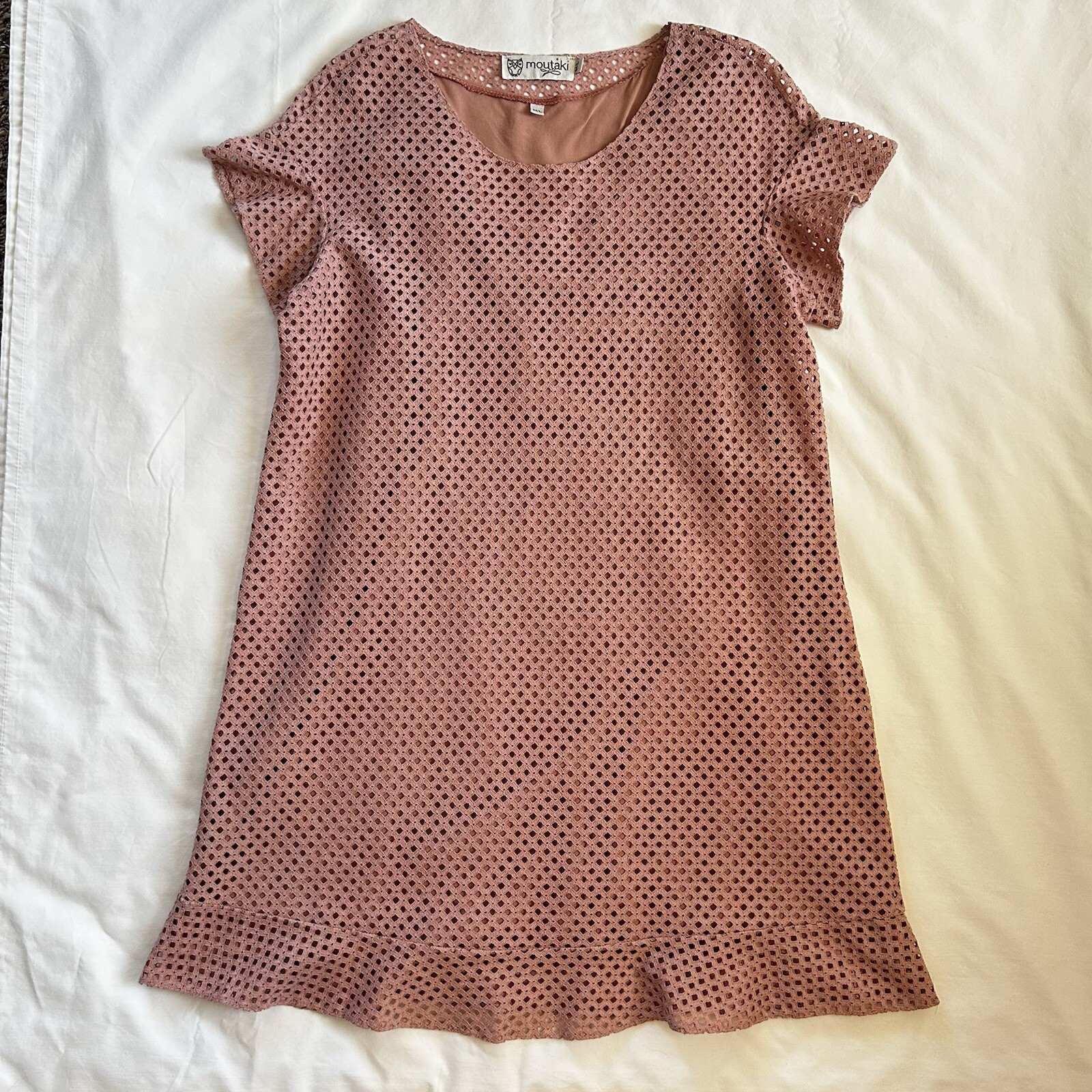 Mini Vestido Moutaki Para Mujer M/L Rosa Precioso Enrejado Volantes Sin Cordones Forrado Usado en Excelente Condición