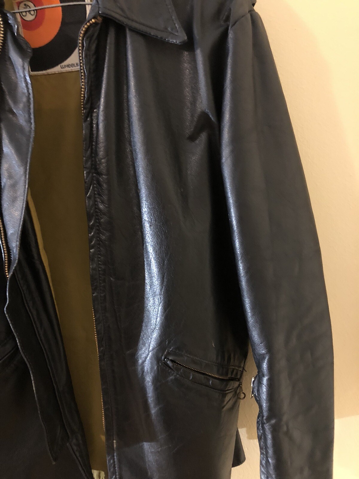 1970's LEATHER MOTORCYCLE JACKET BY 'WHEELS OF MAN' U… Gem