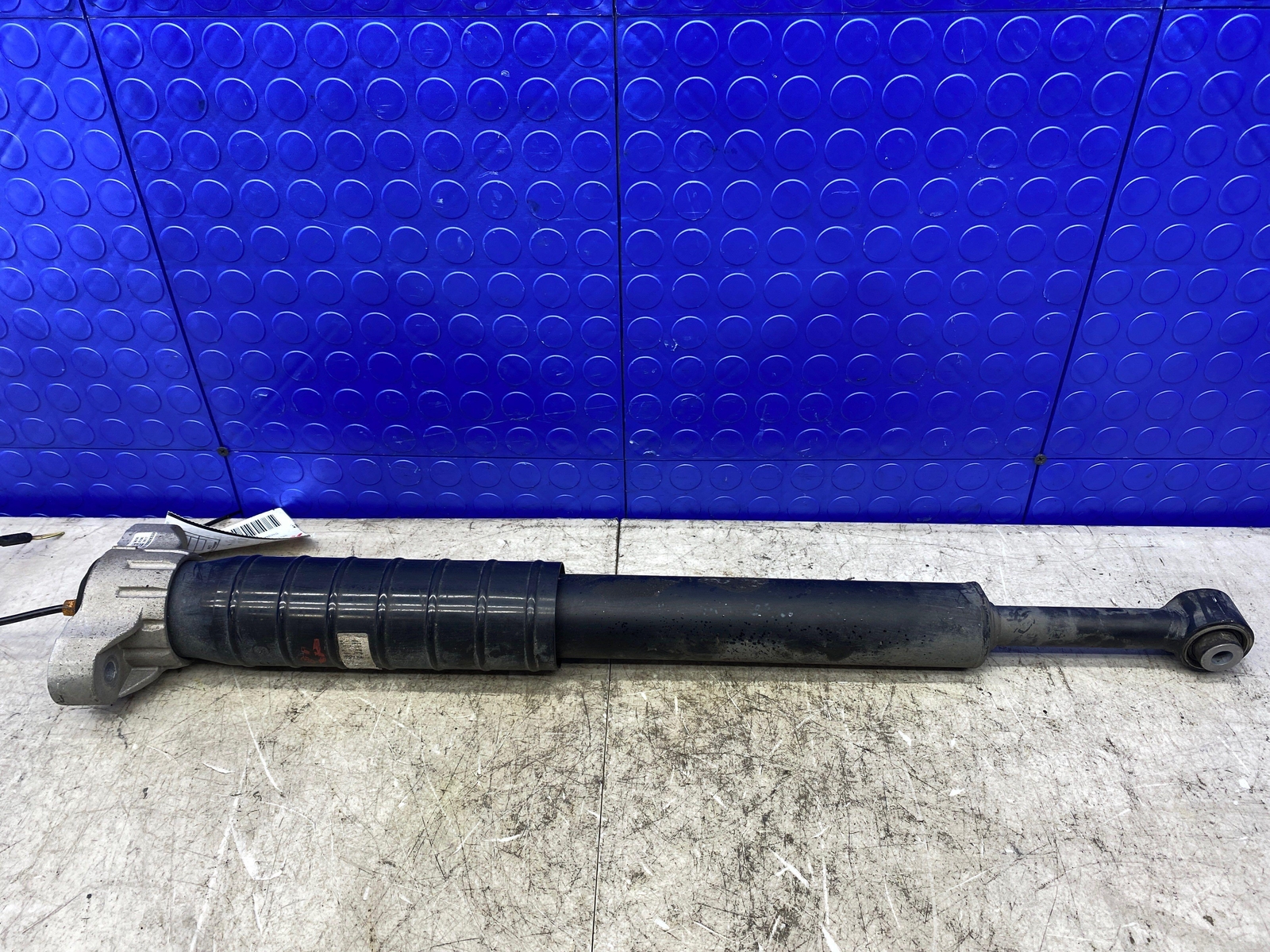 2017-2022 MASERATI LEVANTE OEM REAR LEFT ACTIVE SUSPENSION SHOCK ABSORBER