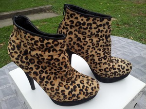 aldo leopard booties