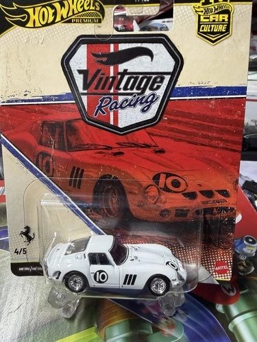 Hot Wheels Vintage Racing 2026 White Ferrari 250 GTO  In Hand.