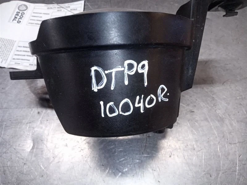 Luz antiniebla de esquina/estacionamiento para pasajeros con paquete RS 17-19 SONIC 8019116 Foto 3 de 4