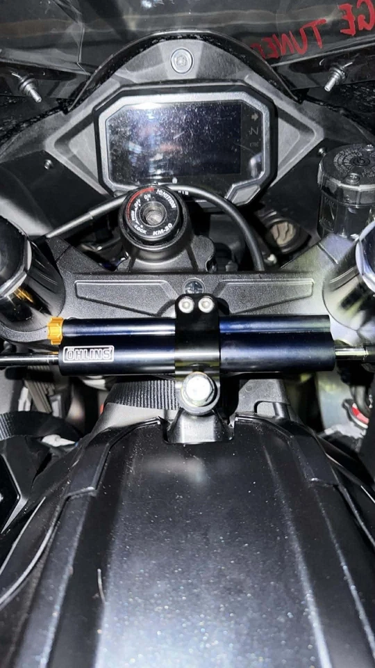 Amortiguador de dirección universal Ohlins BLACKLINE SD008 68 MM carrera Foto 2 de 2