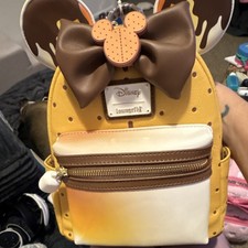 NWT Loungefly Disney Smores Scented Mini Back...