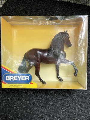 Inolvidable 2002 Breyerfest Celebration Horse