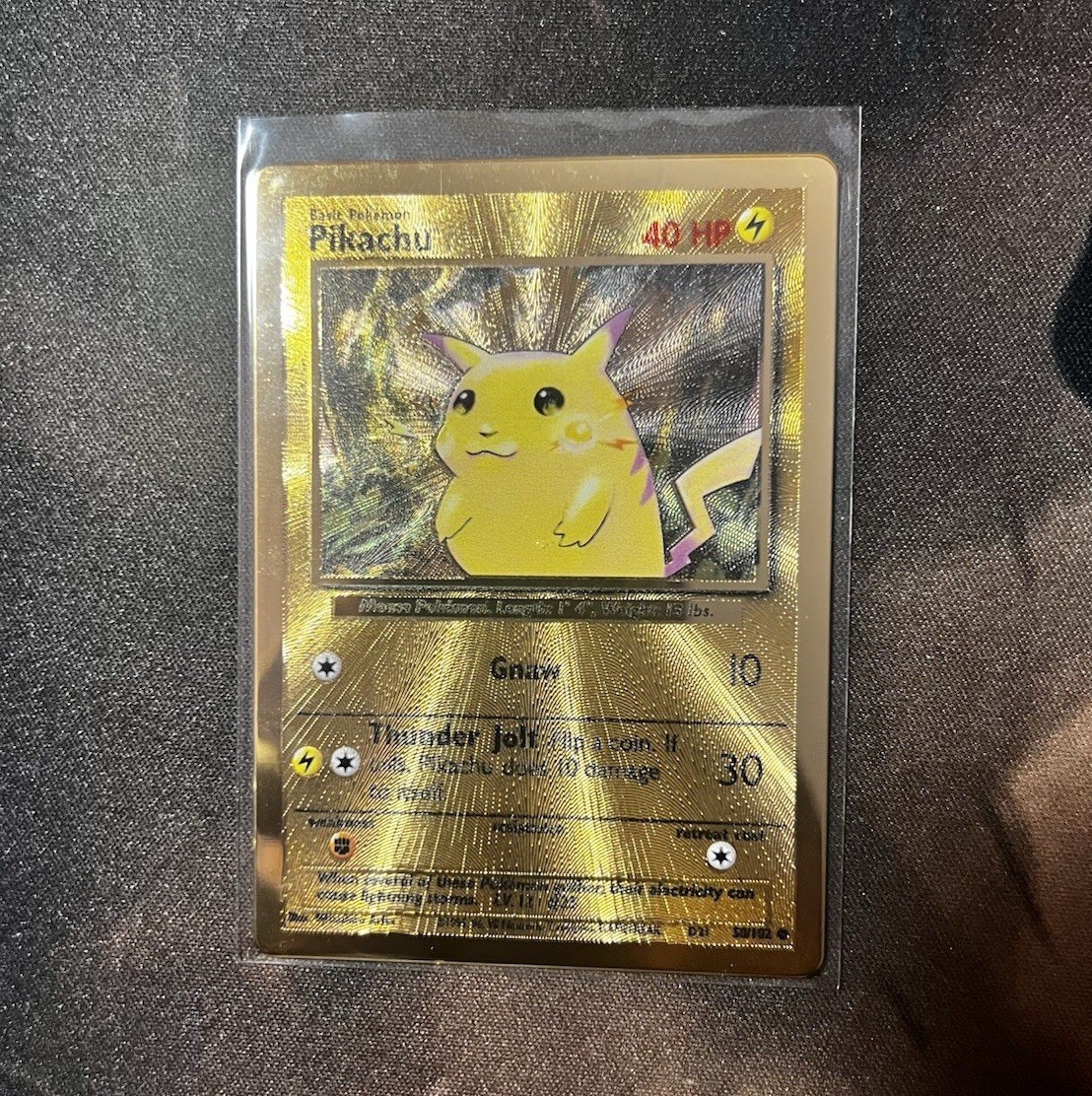 Pikachu Celebrations 005/025 Holo Promo Pokemon TCG Card 40 HP English 2021