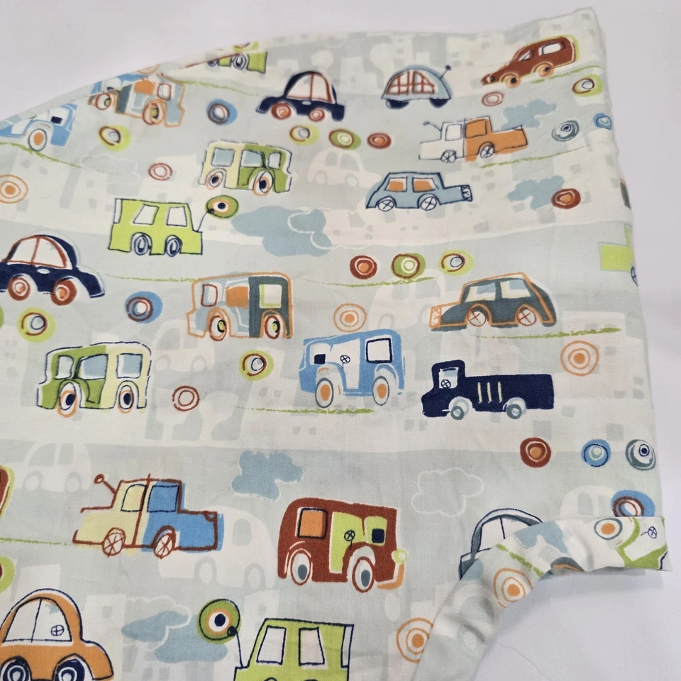 Подушка для кормления Boppy с узором для автомобиля и грузовика бывшая в употреблении - Изображение 2 из 4