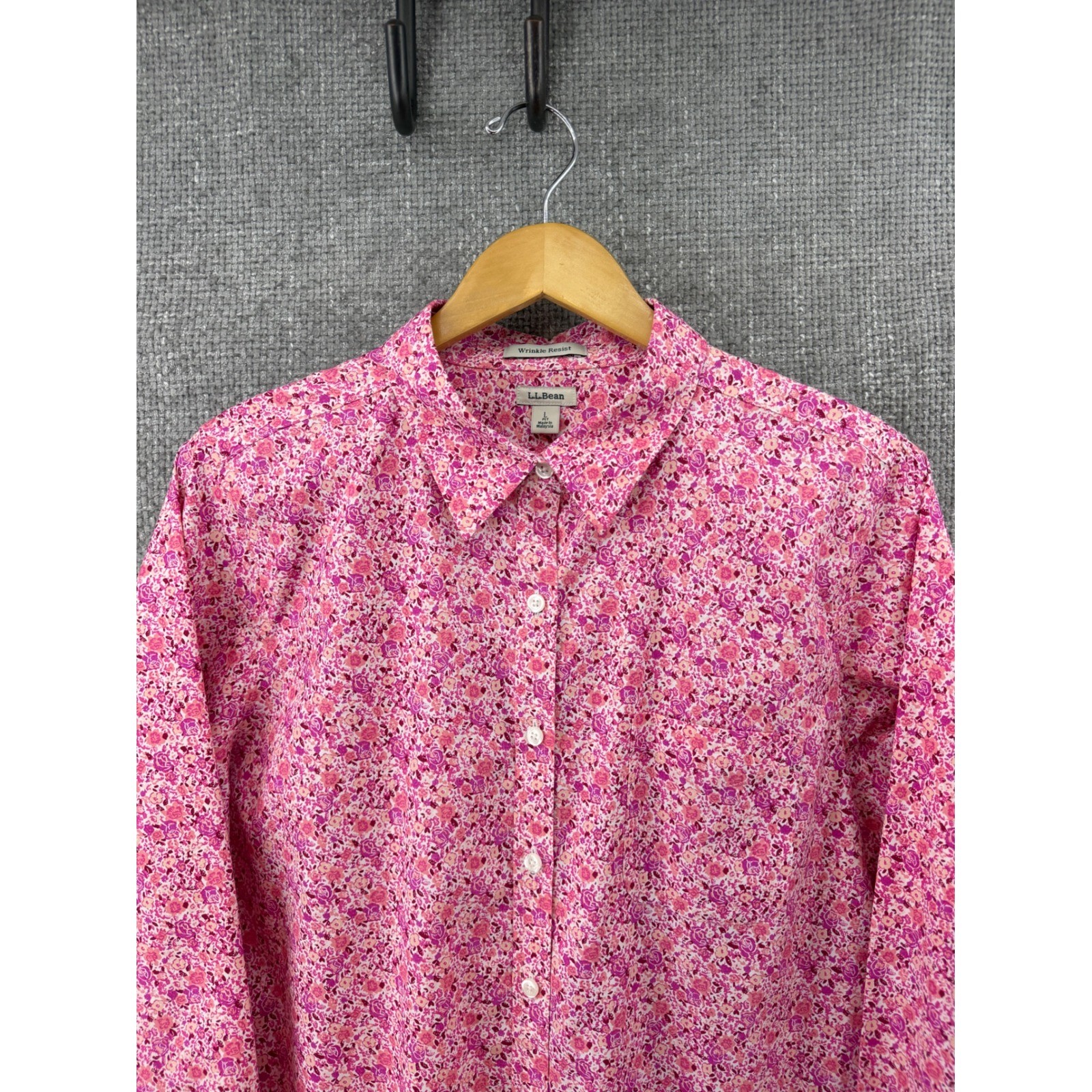 L.L.Bean Button Down Shirt Womens L Pet Pink Excellent Floral Wrinkle Resist