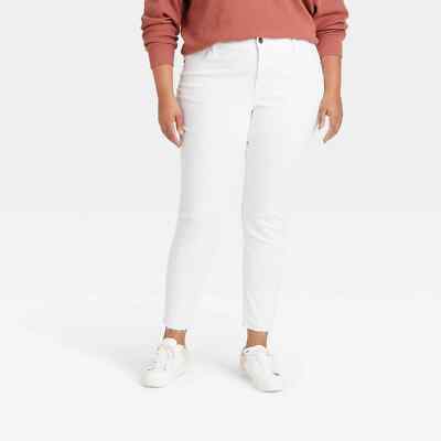 Ava & Viv Women's Plus Size Mid-Rise Skinny Jeans White 24W