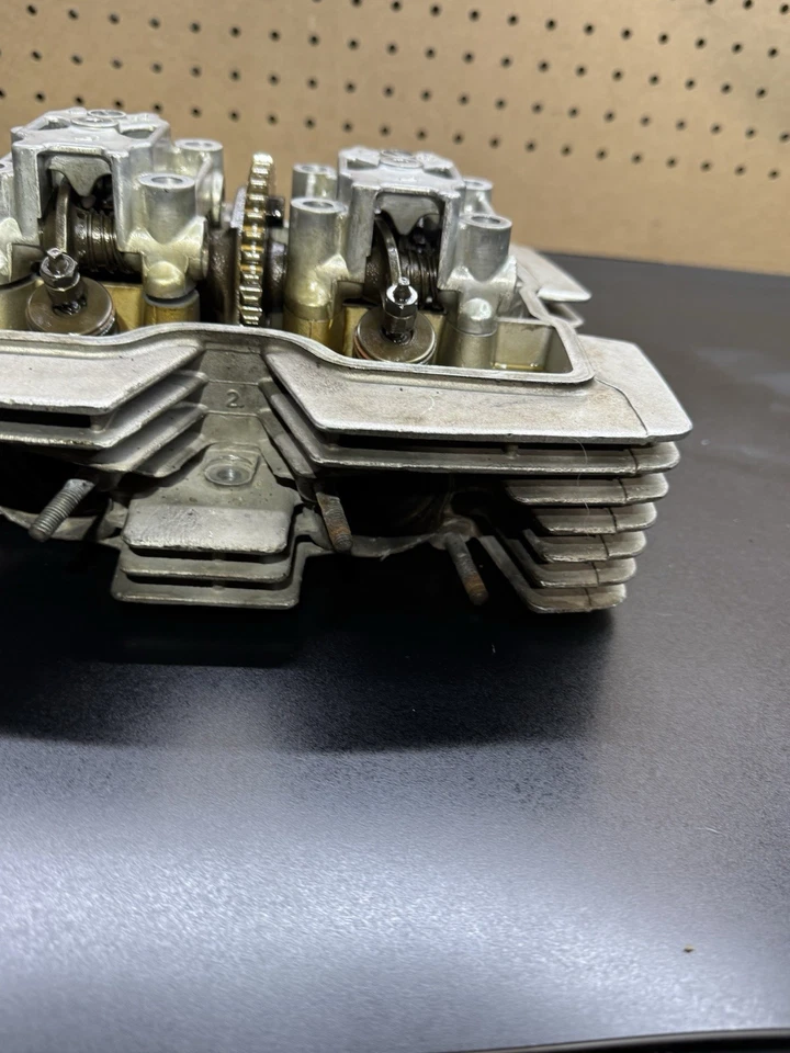 Honda CMX 250 Rebel 250 2003 culata completa con árbol de levas y brazos basculantes Foto 4 de 4