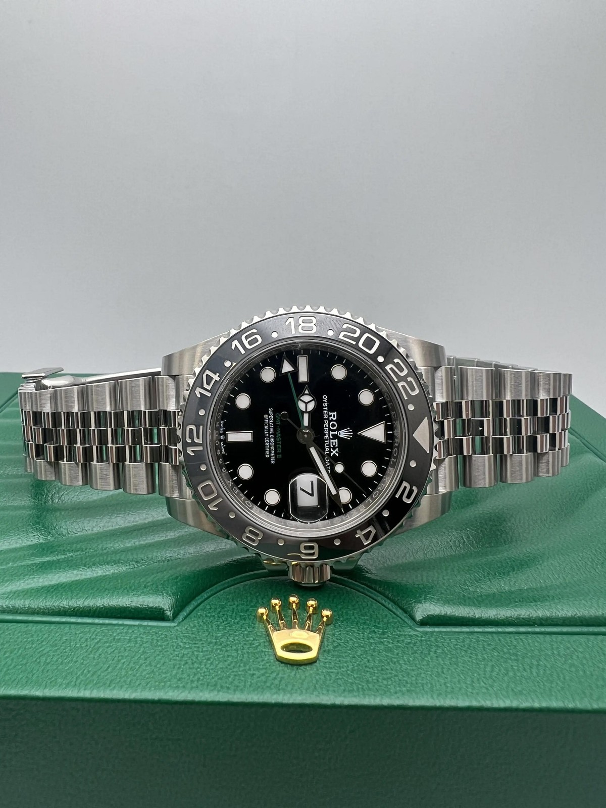 Rolex GMT-Master Ⅱ 40mm 126710GRNR Bruce Wayne Gray Black Jubilee