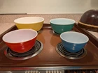 Vintage PYREX Nested Mixing Bowls Set of 4 - 401, 402, 403, 404