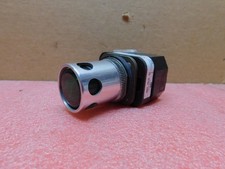 Allen Bradley AB 800T-PA16 A2 -- 120V GREEN Pushbutton Switch