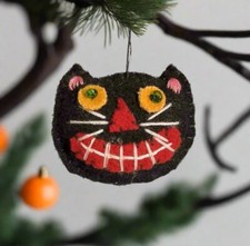 Primitive Handcrafted Halloween Felt 2  Grinning Black Cat Ornament