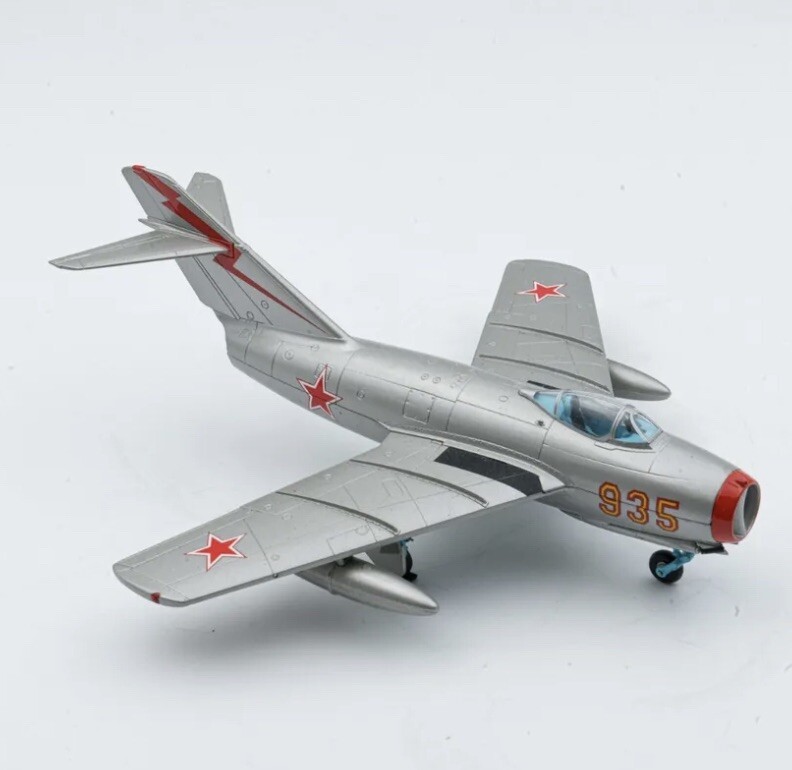 Franklin Mint 1/48 Scale MiG-15 Soviet Air Force Predator (Repaint
