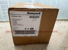 New Honeywell C7061A1012 UV Detection Flame Detector fedex or DHL